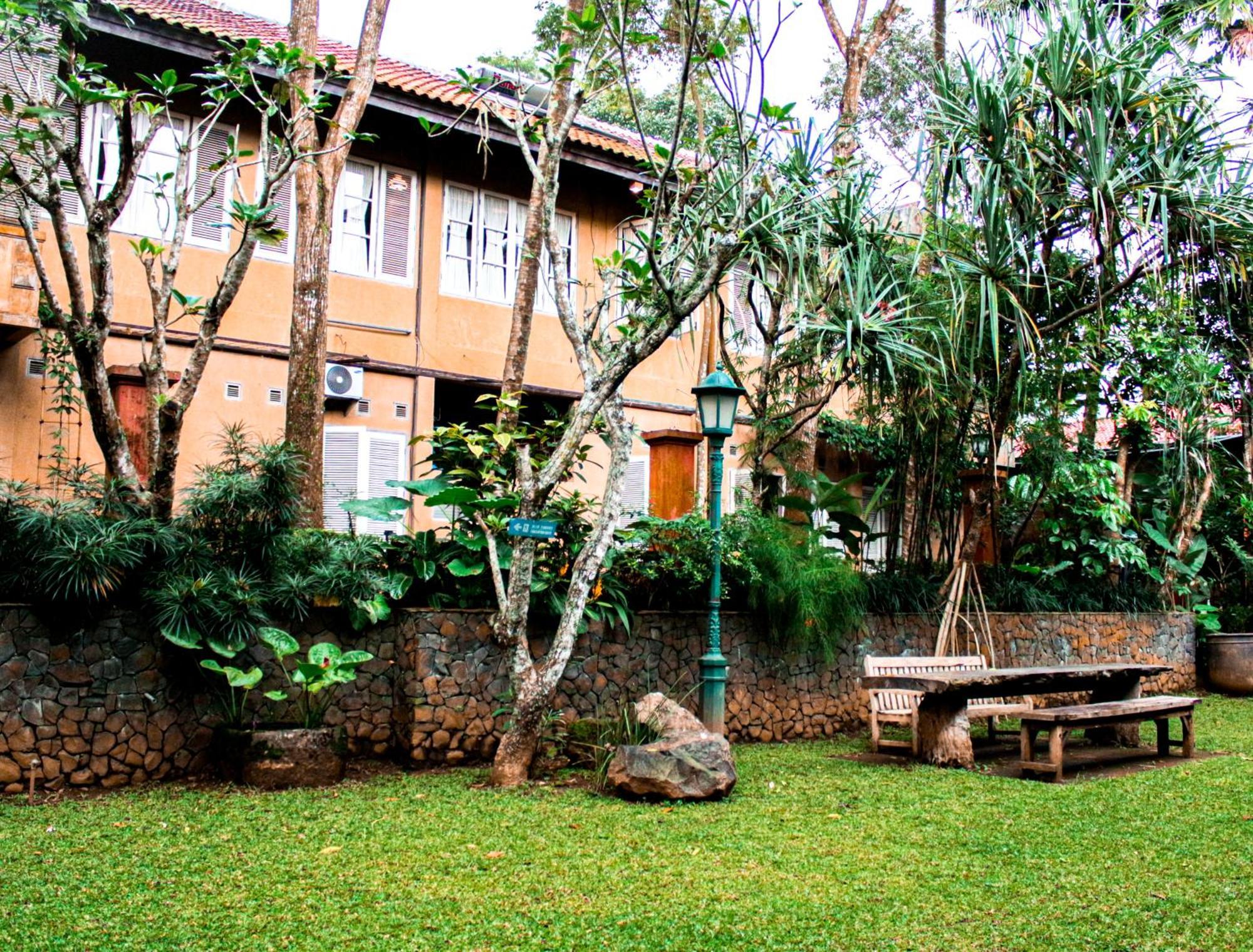 Kayu Arum Resort Salatiga Kültér fotó
